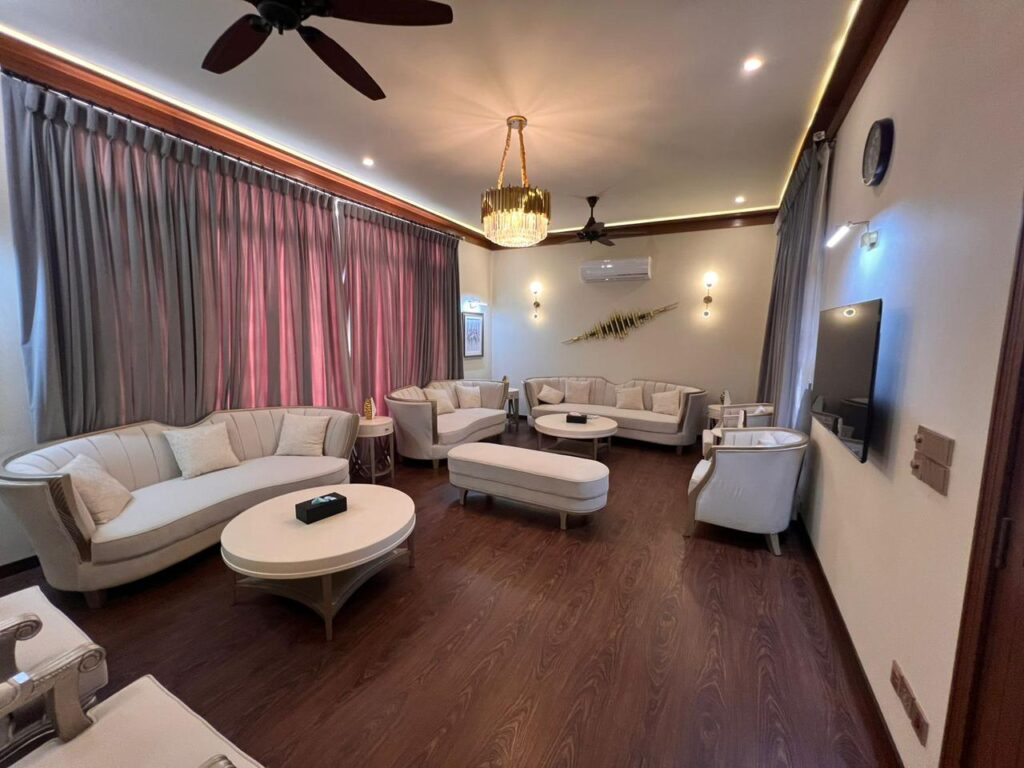 WhatsApp-Image-2025-11-11-at-2.37.34-PM-1-1