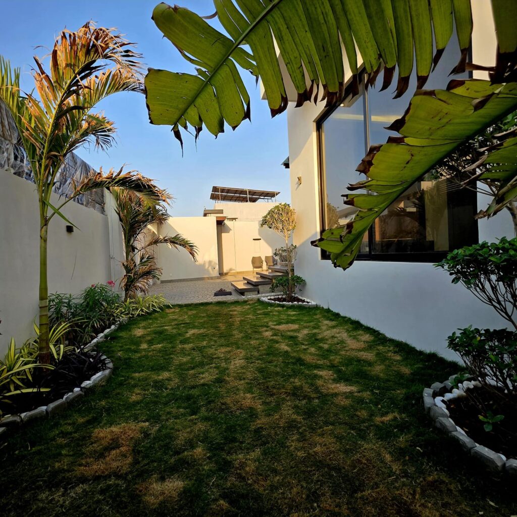 WhatsApp Image 2025-11-28 at 17.24.37