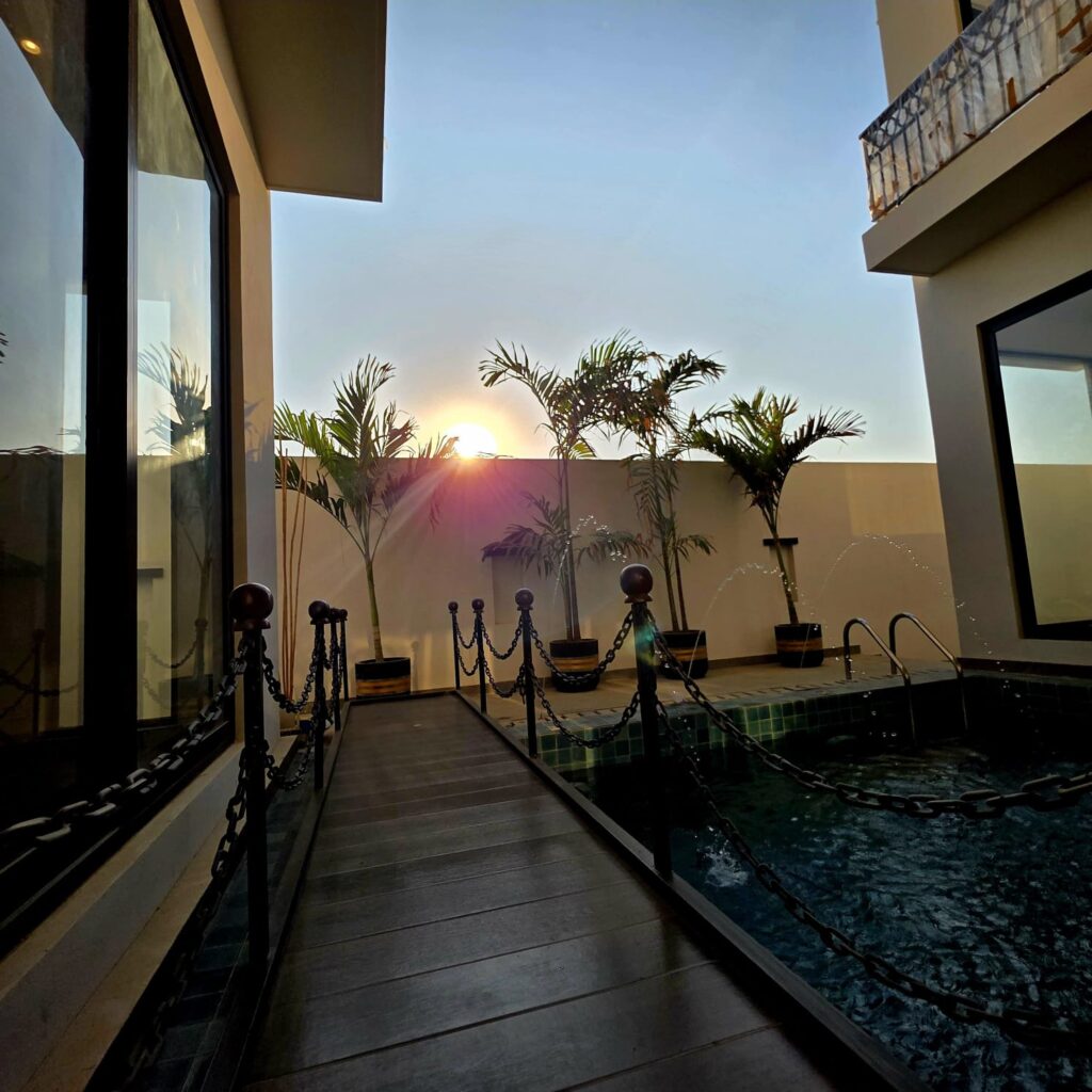 WhatsApp Image 2025-11-28 at 17.24.44 (1)