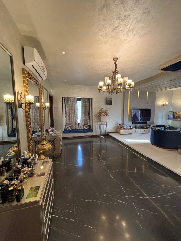 WhatsApp Image 2025-11-29 at 11.21.07