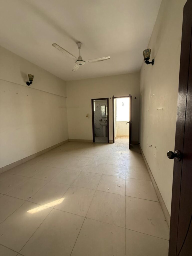 WhatsApp Image 2025-11-29 at 11.27.00