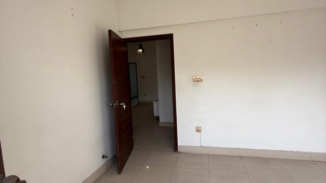 WhatsApp Image 2025-11-29 at 11.27.03