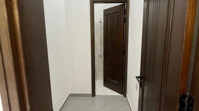 WhatsApp Image 2025-11-29 at 11.32.24 (1)