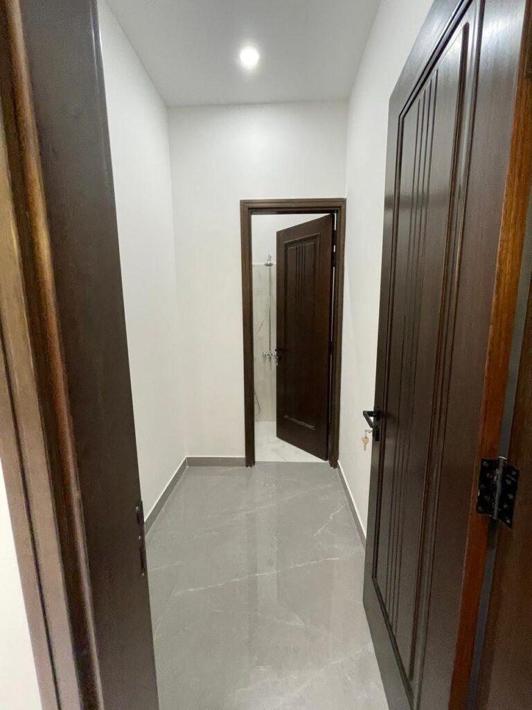 WhatsApp Image 2025-11-29 at 11.32.24 (1)