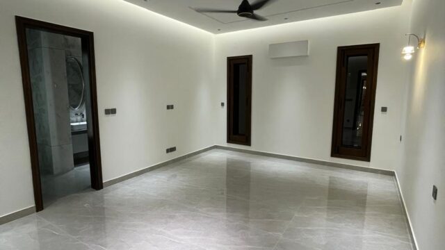 WhatsApp Image 2025-11-29 at 11.32.35 (1)