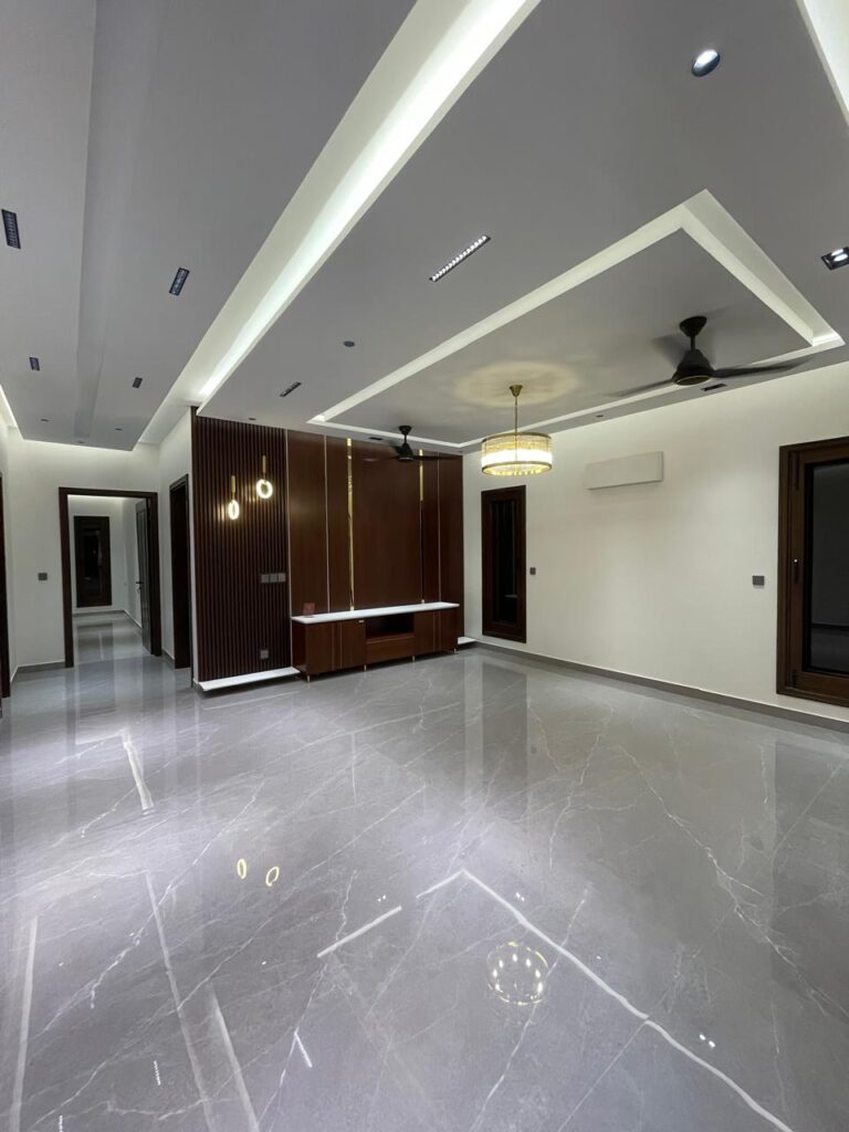 WhatsApp Image 2025-11-29 at 11.32.44